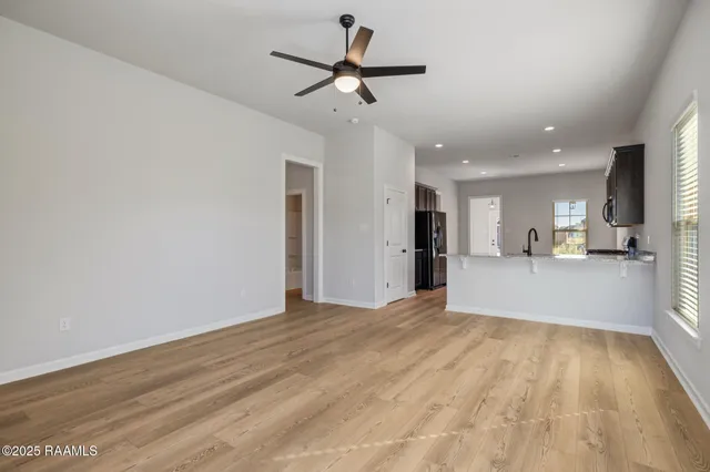 $1,950 | 225 Wakely Court, Lafayette, LA 70506