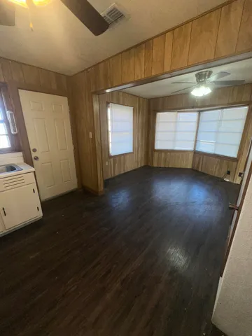 $82,000 | 107 Cypress Street, Levelland, TX 79336