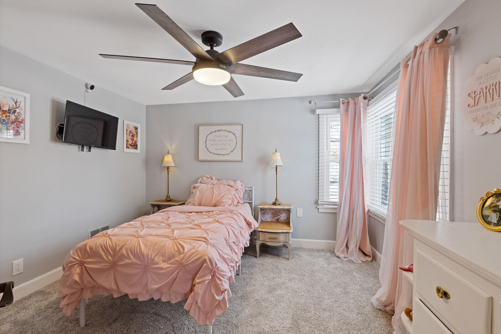 1 Williams Street Waterville, ME 04901 - Photo 39 of 60 37 3rd bedroom