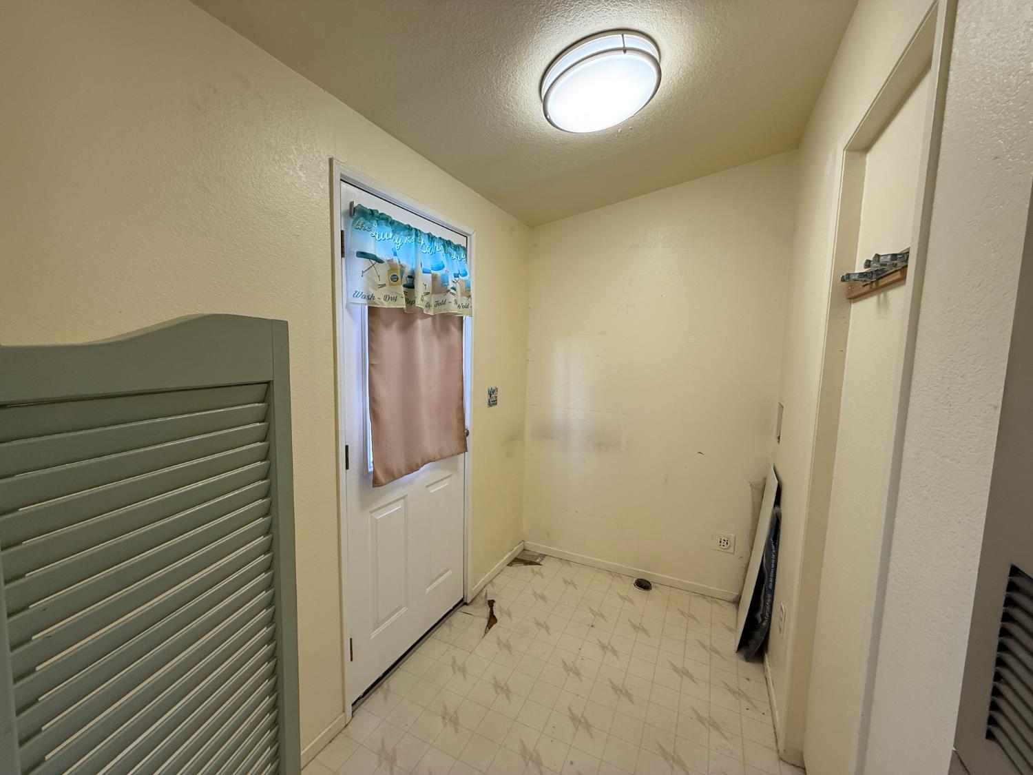 908 Atlantic Street, Unit 33 Roseville, CA 95678 - Photo 21 of 31 a view of front door