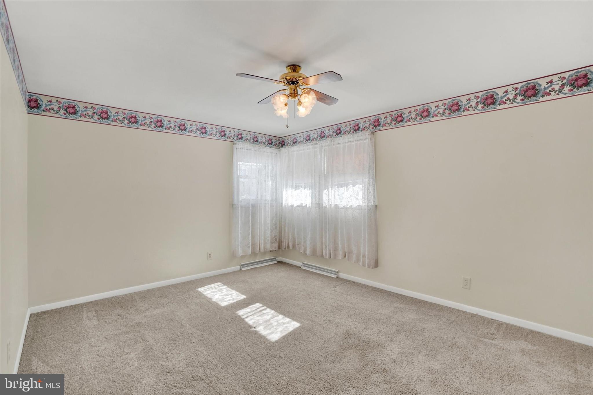 2670 Raleigh Drive York, PA 17402 - Photo 20 of 33