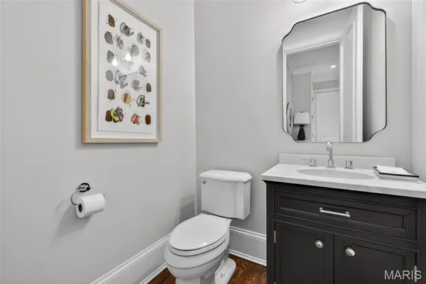 $3,299,000 | 40 Lynnbrook Road, Frontenac, MO 63131