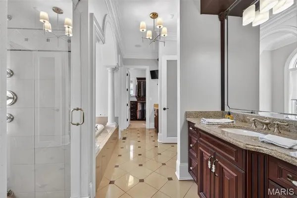 $3,299,000 | 40 Lynnbrook Road, Frontenac, MO 63131