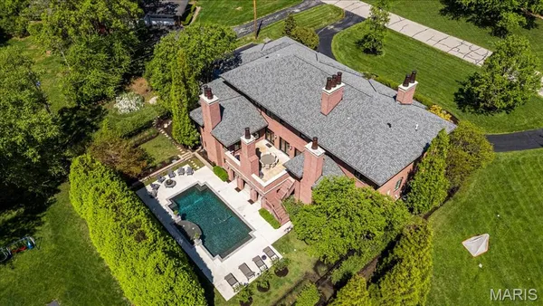 $3,299,000 | 40 Lynnbrook Road, Frontenac, MO 63131