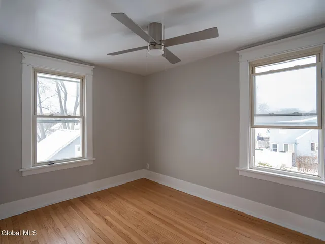 $385,000 | 21 Bruen Court, East Greenbush, NY 12144