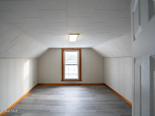 $385,000 | 21 Bruen Court, East Greenbush, NY 12144