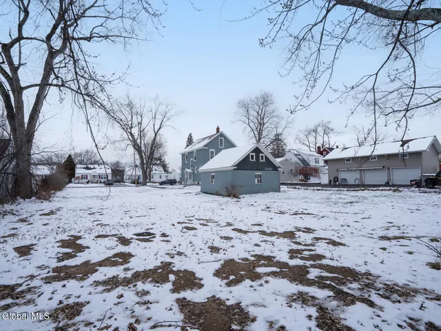 $385,000 | 21 Bruen Court, East Greenbush, NY 12144