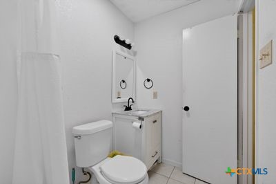 1908 Kenyon Street Killeen, TX 76543 - Photo 15 of 27 Master Bathroom