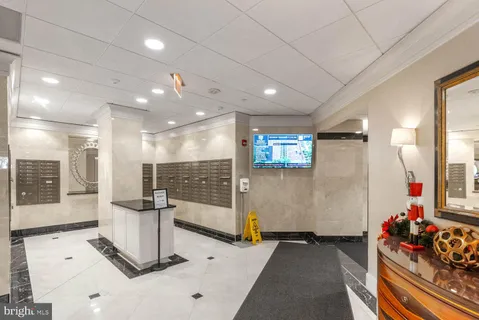 $525,000 | 901 North Monroe Street, Unit 1414, Arlington, VA 22201