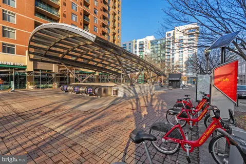 $525,000 | 901 North Monroe Street, Unit 1414, Arlington, VA 22201