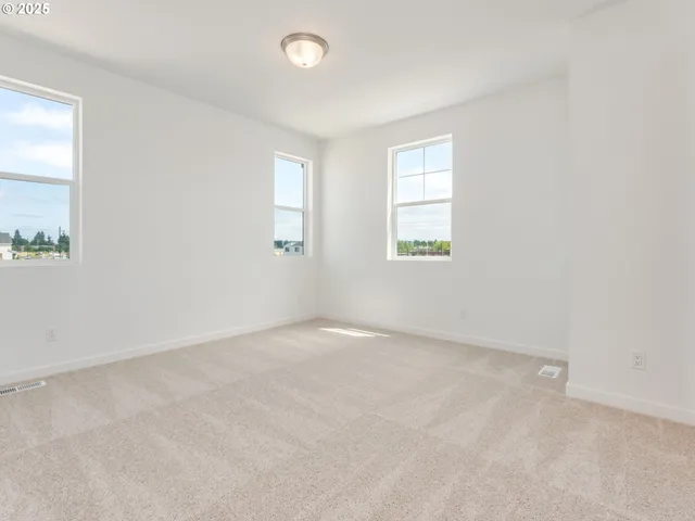 $457,990 | 8415 Southeast Blanton Street, Hillsboro, OR 97123