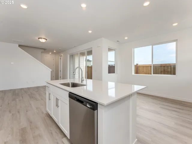 $457,990 | 8415 Southeast Blanton Street, Hillsboro, OR 97123