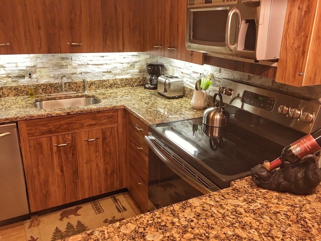 5 Potash Road, Unit 3 Lincoln, NH 03251 - Photo 3 of 14