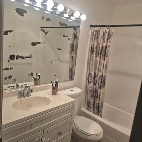 $424,999 | 1203 East San Antonio Drive, Long Beach, CA 90807