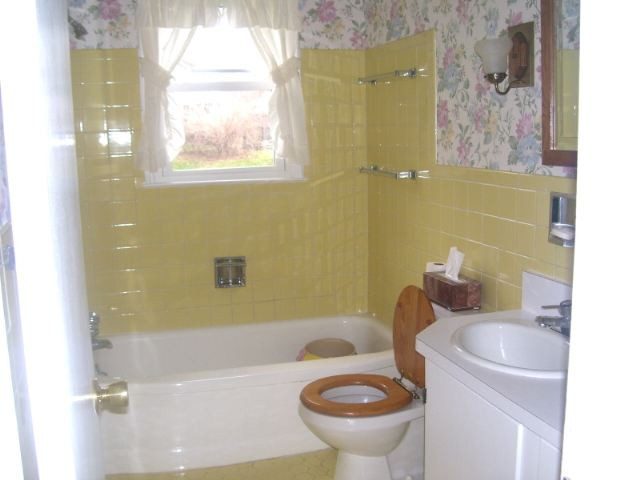 807 Springcrest Boulevard Jackson, MI 49203 - Photo 9 of 11 Photo 9