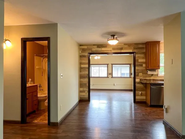 $210,000 | 107 Harding Street, Karlstad, MN 56732