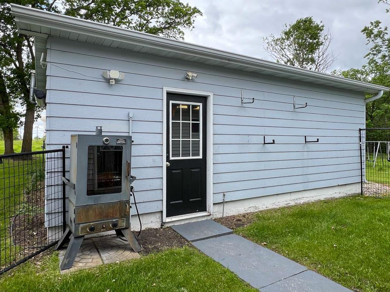 107 Harding Street Karlstad, MN 56732 - Photo 37 of 43