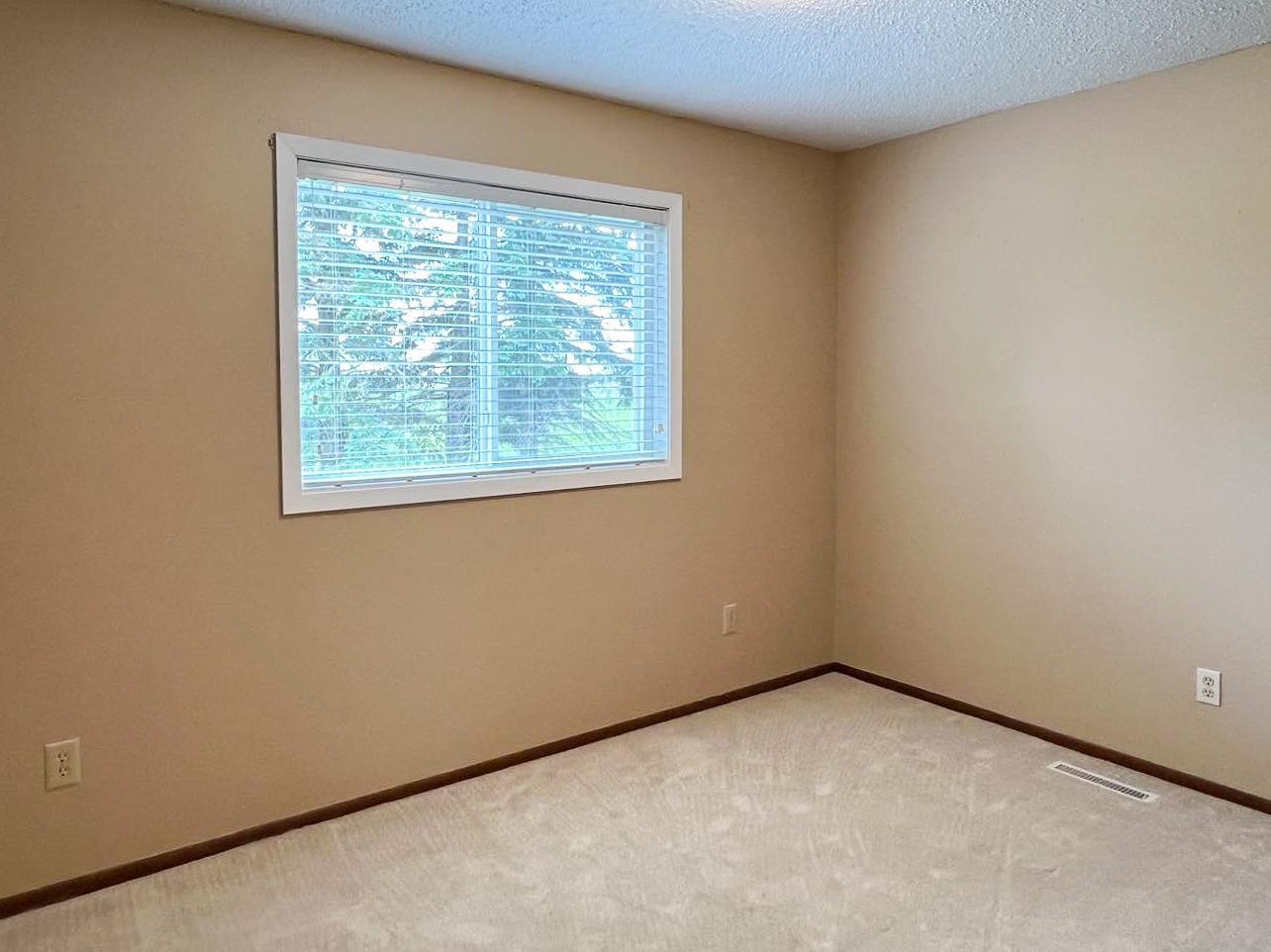 107 Harding Street Karlstad, MN 56732 - Photo 8 of 43