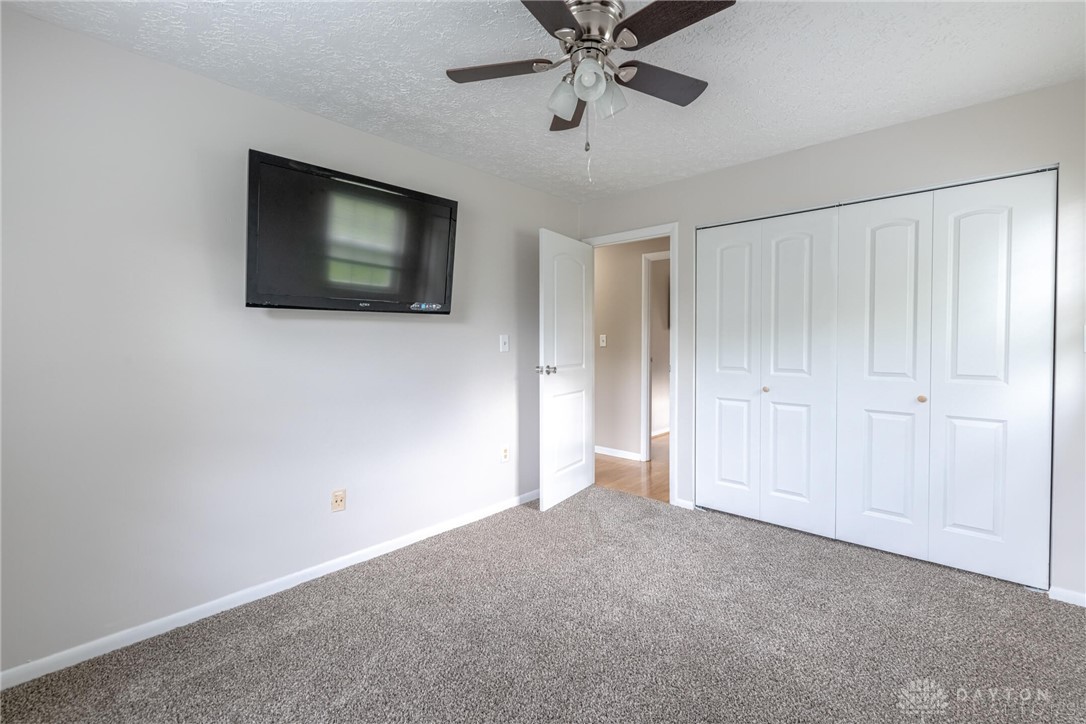 1255 East Westbrook Road Clayton, OH 45415 - Photo 17 of 34