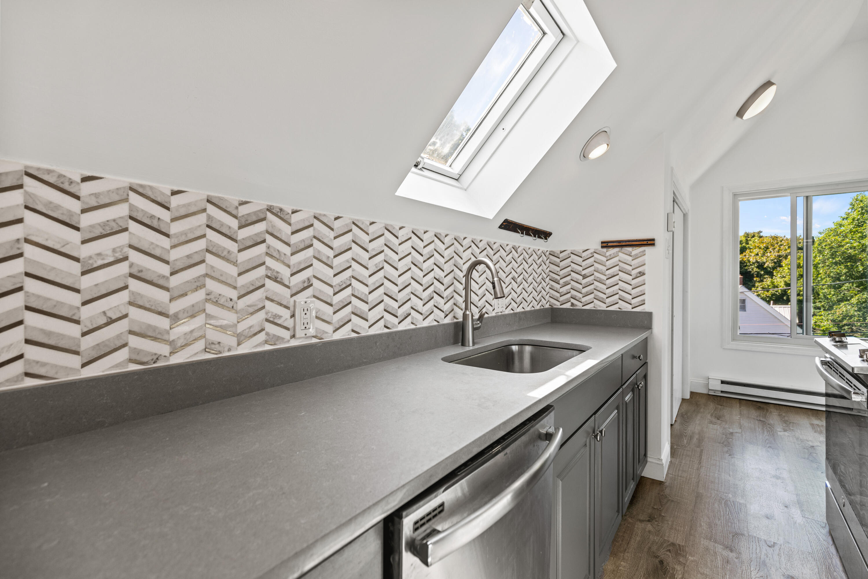 60 Surfsite Road South Portland, ME 04106 - Photo 36 of 47 60 Surfsite South Portland_22
