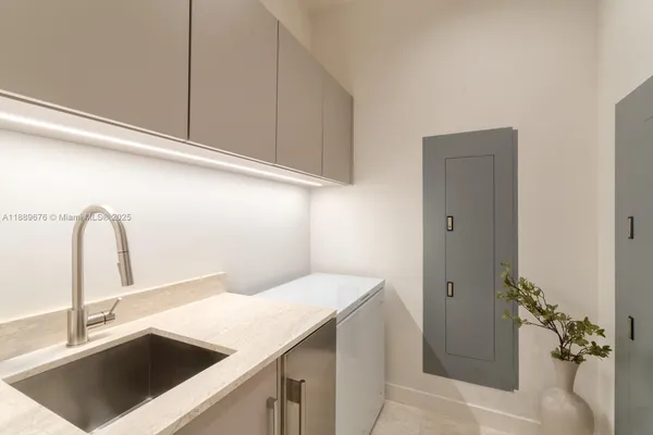 $22,500,000 | 18501 Collins Avenue, Unit 2301, Sunny Isles Beach, FL 33160