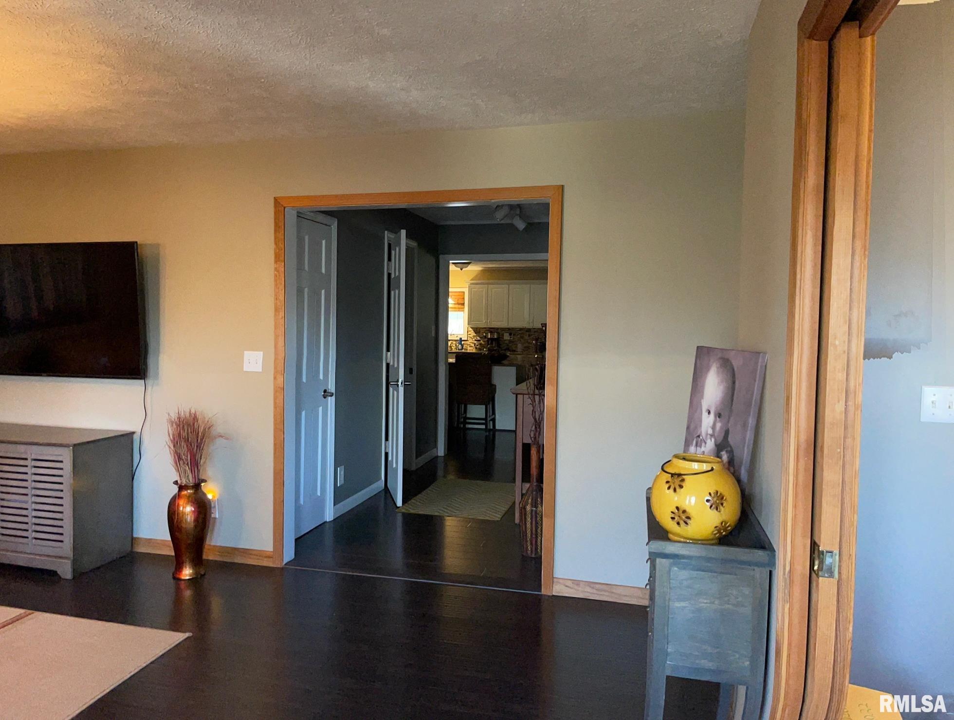 12506 Petroff Road Benton, IL 62812 - Photo 15 of 47 Gallery Image 15