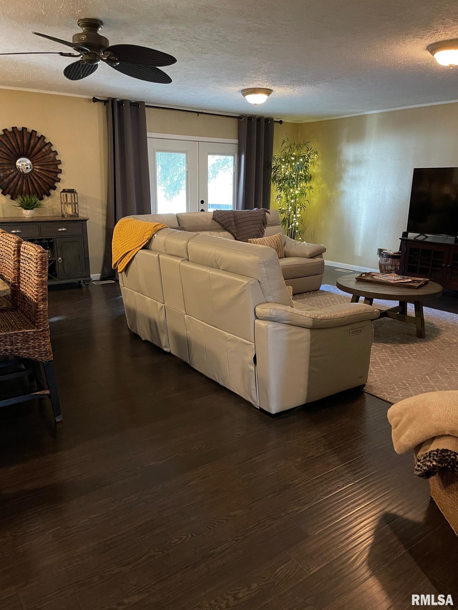 12506 Petroff Road Benton, IL 62812 - Photo 17 of 47 Gallery Image 17