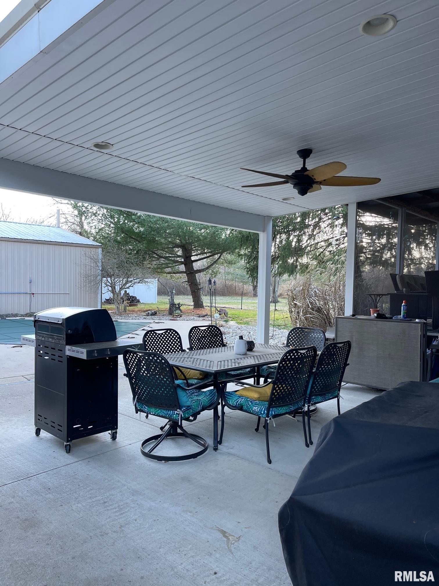 12506 Petroff Road Benton, IL 62812 - Photo 35 of 47 Gallery Image 35