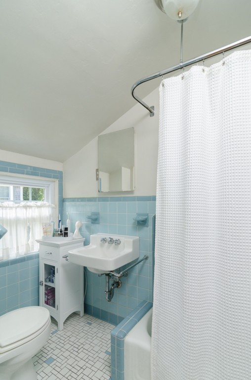82 Manatee Road Hingham, MA 02043 - Photo 17 of 25