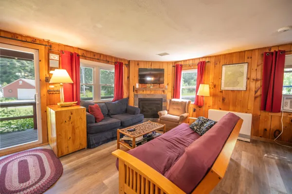 $399,000 | 4850 Vermont Rte 100, Wardsboro, VT 05360