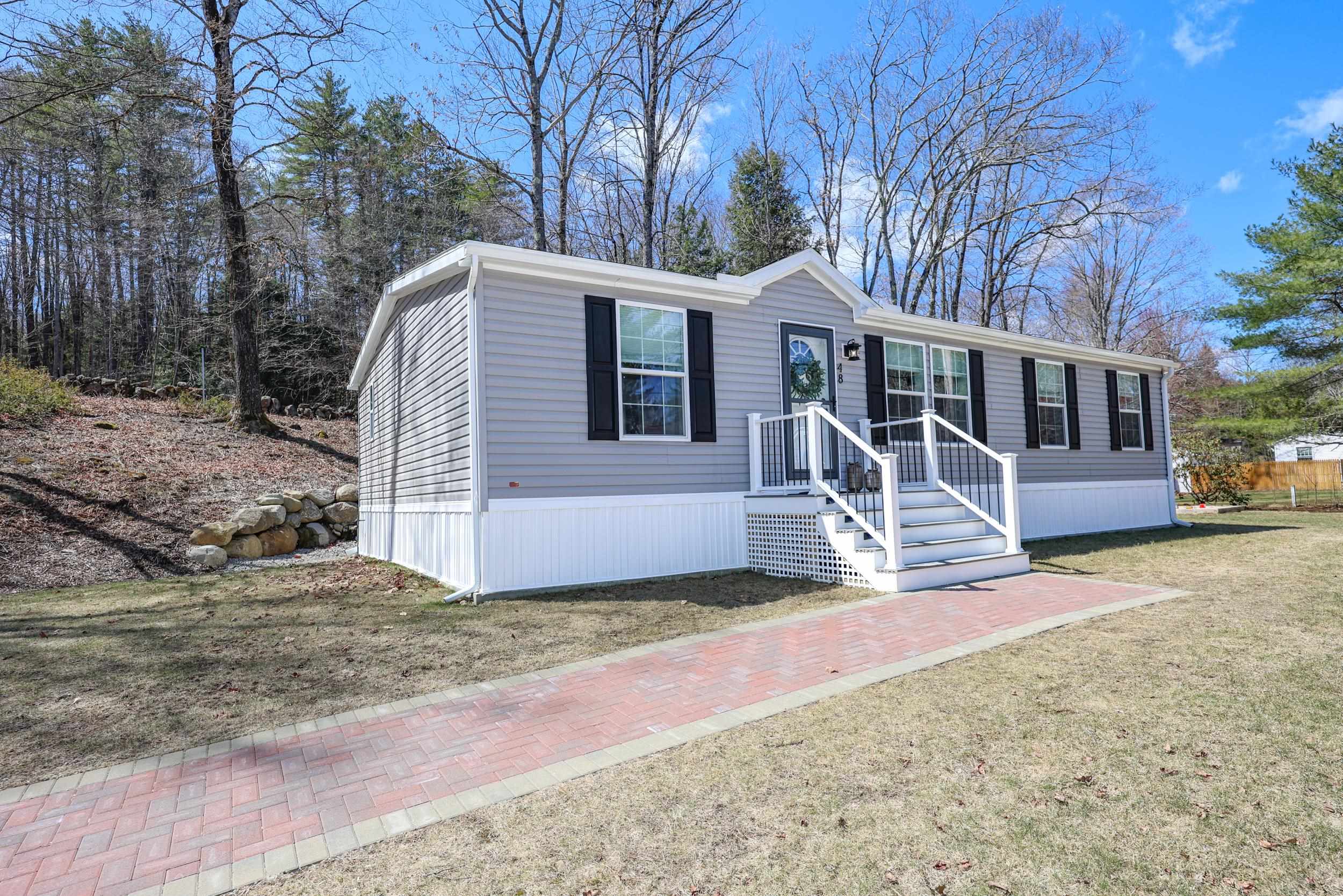 48 Farrell Loop Warner, NH 03278 - Photo 3 of 40