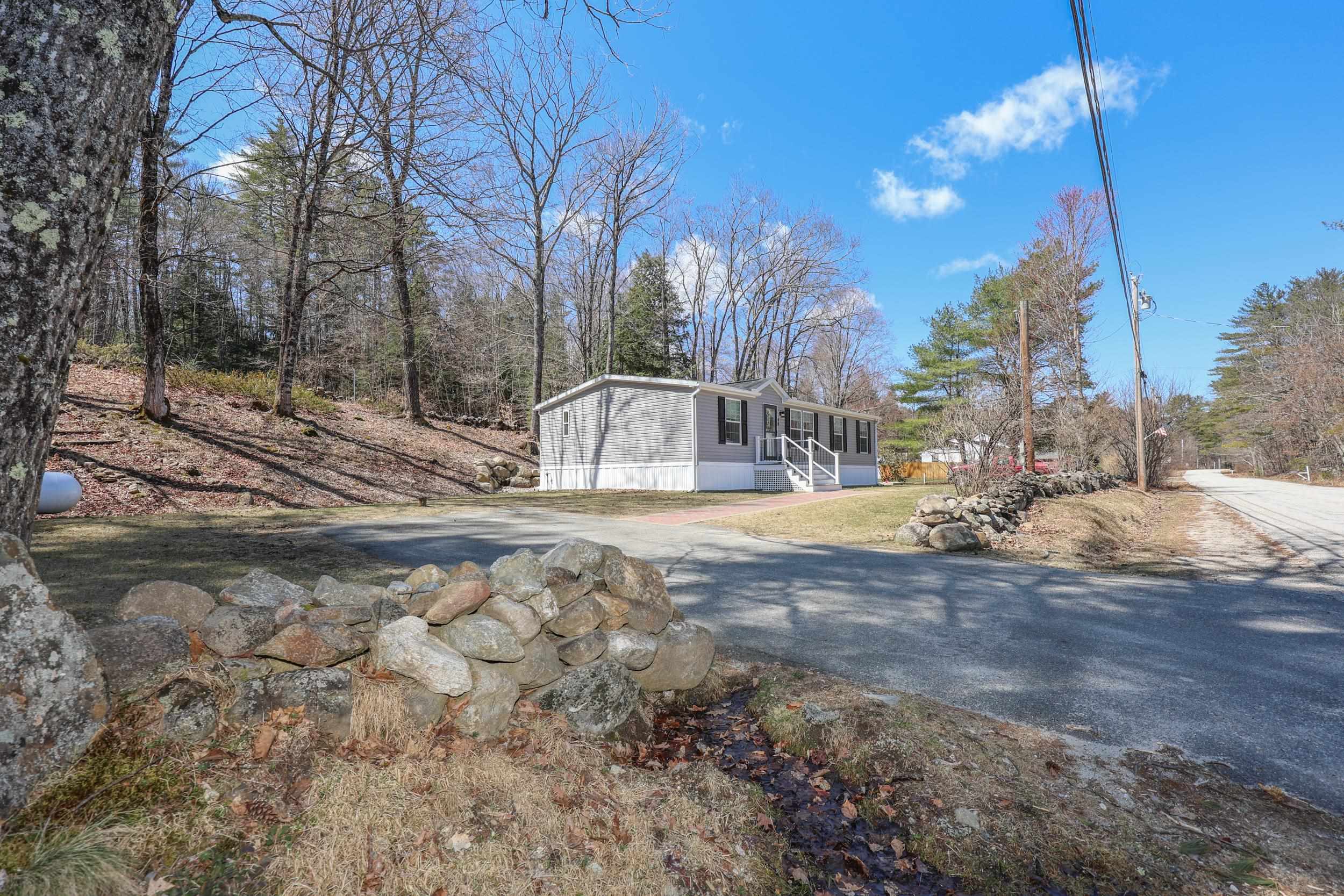 48 Farrell Loop Warner, NH 03278 - Photo 5 of 40