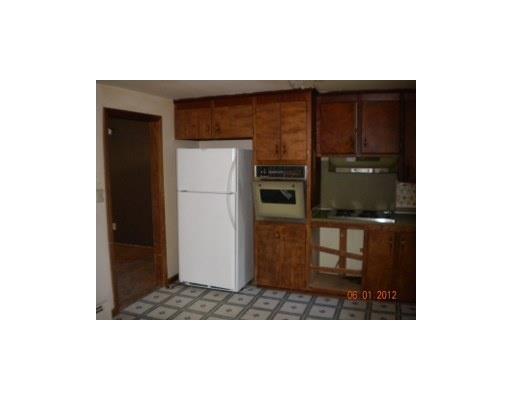 10 Nonesuch Cove Road Scarborough, ME 04074 - Photo 2 of 8 Kitchen.