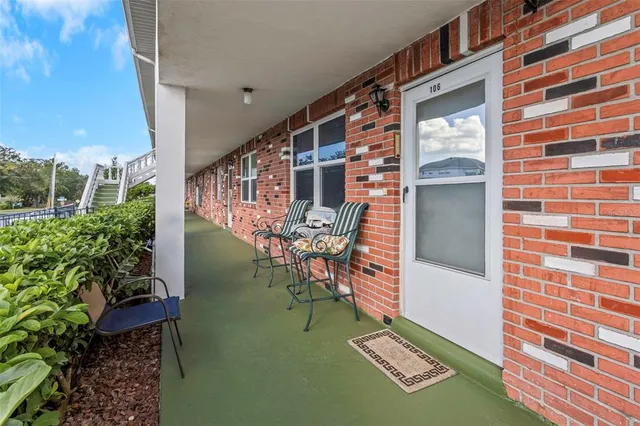 $1,100 | 4742 Azalea Drive, Unit 106, New Port Richey, FL 34652