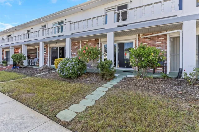 $1,100 | 4742 Azalea Drive, Unit 106, New Port Richey, FL 34652