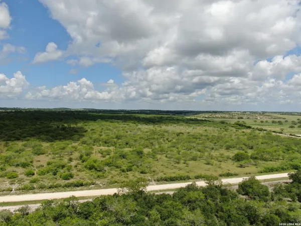 $125,000 | 208 Hobson Tx 78117, Hobson, TX 78117