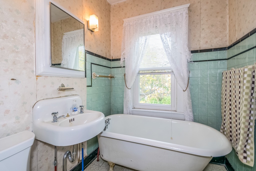 10-12 Ranney Street Springfield, MA 01108 - Photo 11 of 16