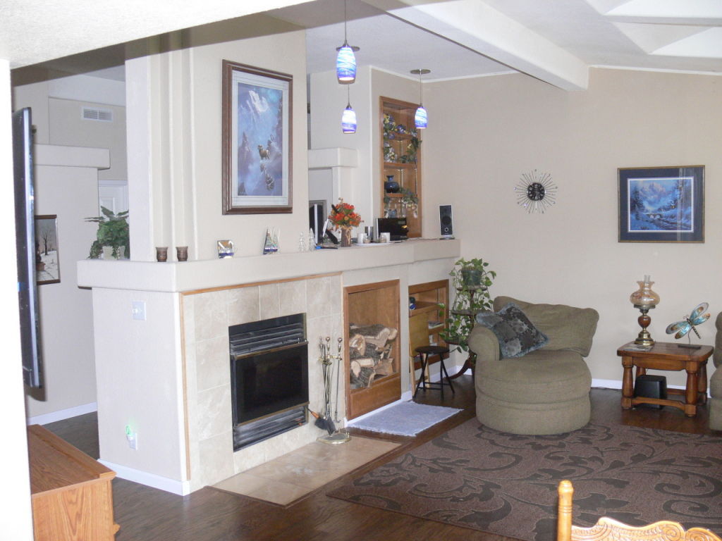 12608 Oak Run Road Oak Run, CA 96069 - Photo 17 of 53 Family Room Fireplace