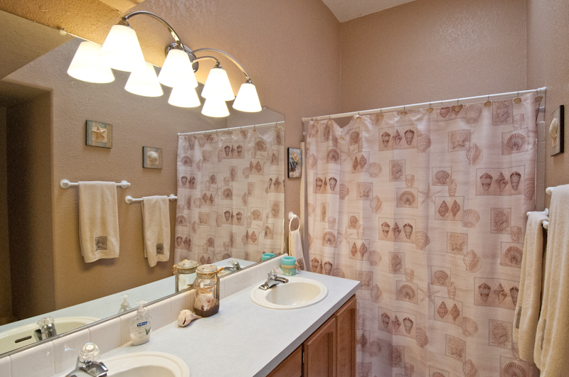 12608 Oak Run Road Oak Run, CA 96069 - Photo 29 of 53 Guest Bath