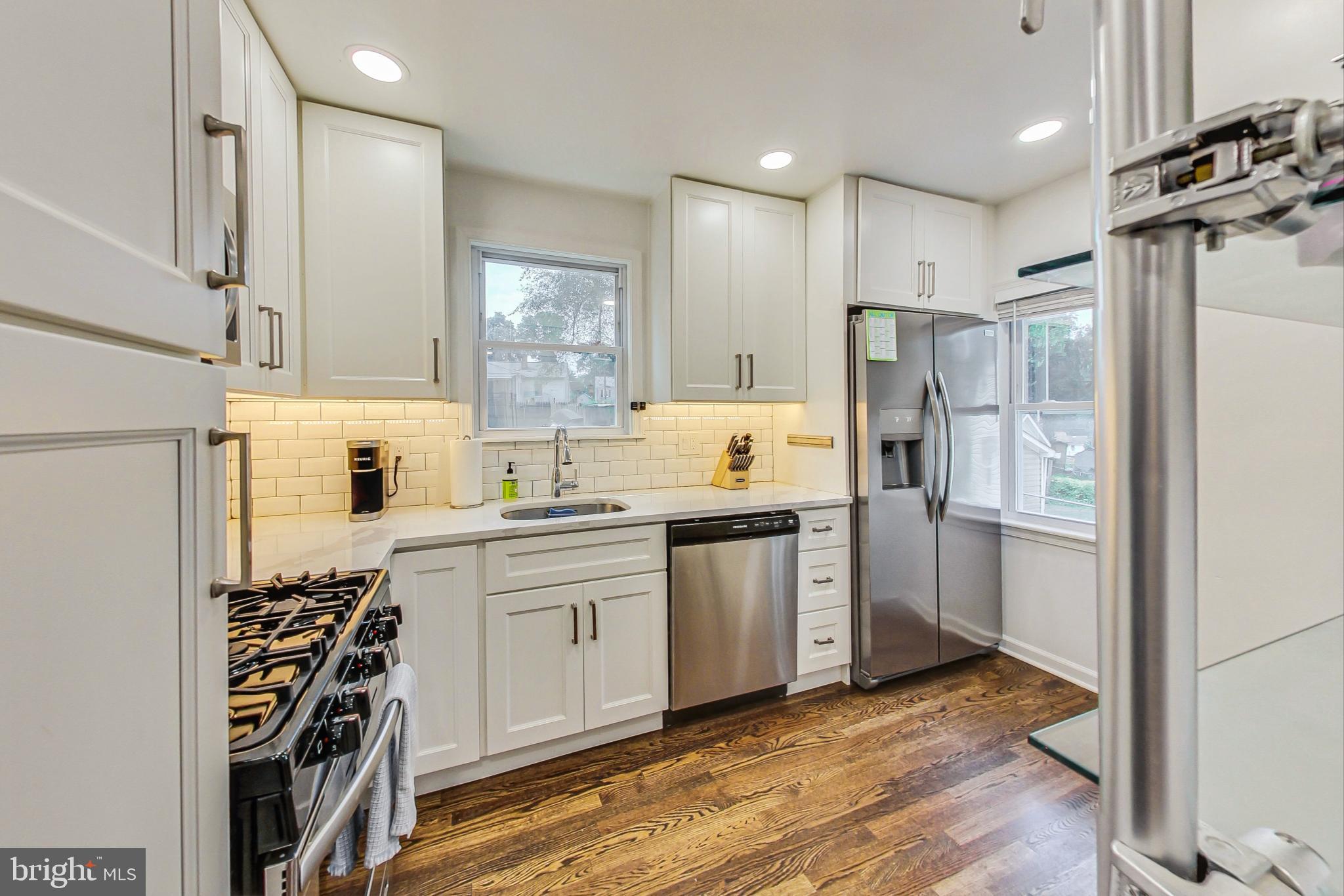 4215 Round Hill Road Silver Spring, MD 20906 - Photo 8 of 38