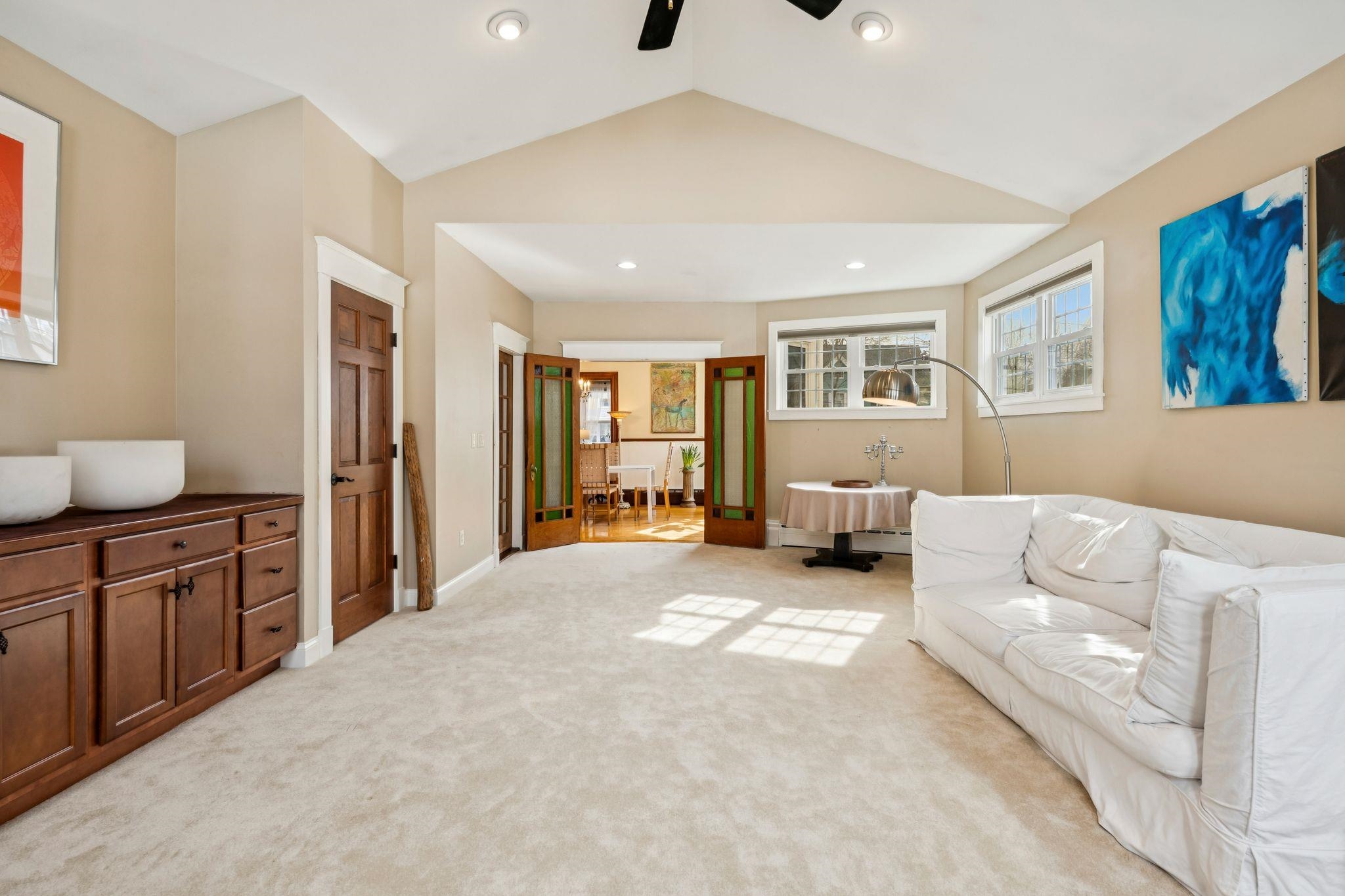 944 Chestnut Street Manchester, NH 03104 - Photo 18 of 49