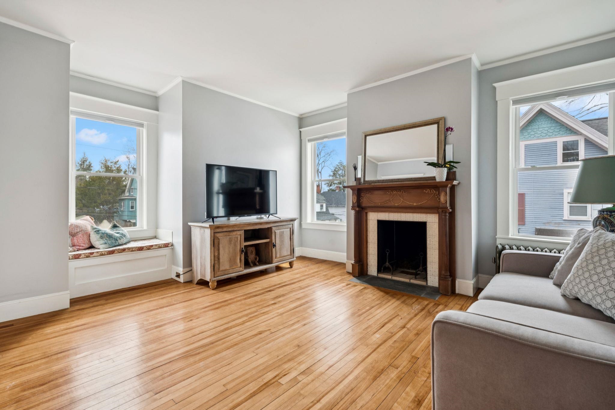 944 Chestnut Street Manchester, NH 03104 - Photo 27 of 49