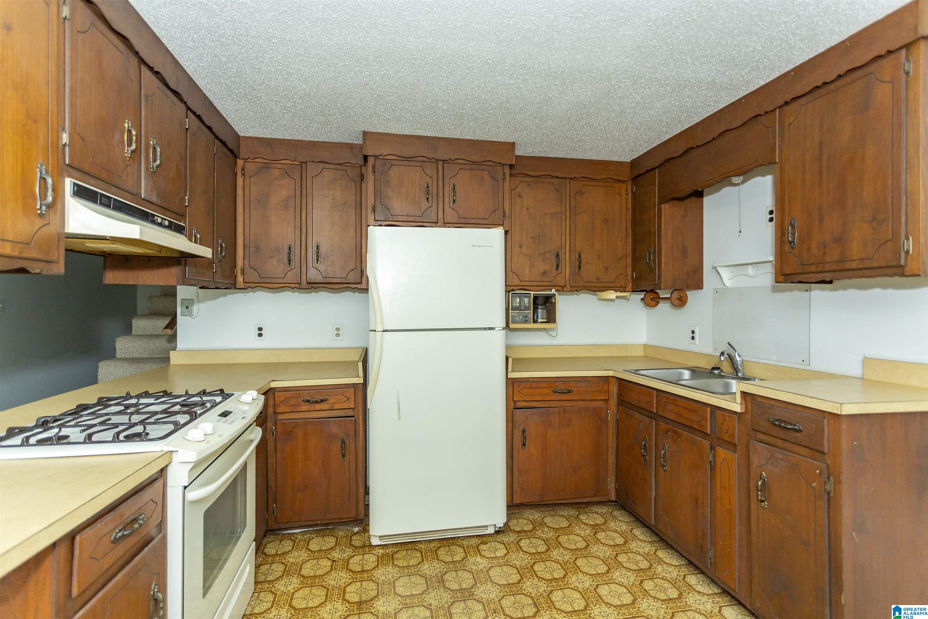 6033 Stemley Road Talladega, AL 35160 - Photo 60 of 85