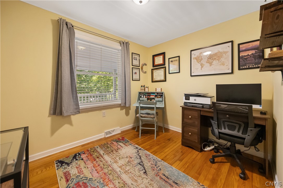 5353 Onondaga Road Camillus, NY 13031 - Photo 21 of 33