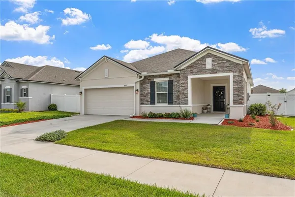 $2,650 | 893 Northwest 252 Drive, Newberry, FL 32669