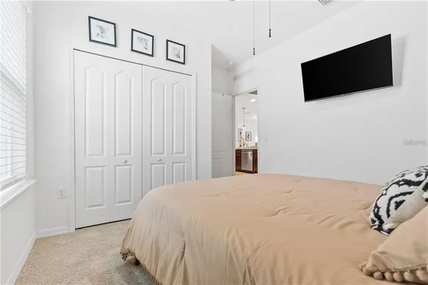 $2,650 | 893 Northwest 252 Drive, Newberry, FL 32669