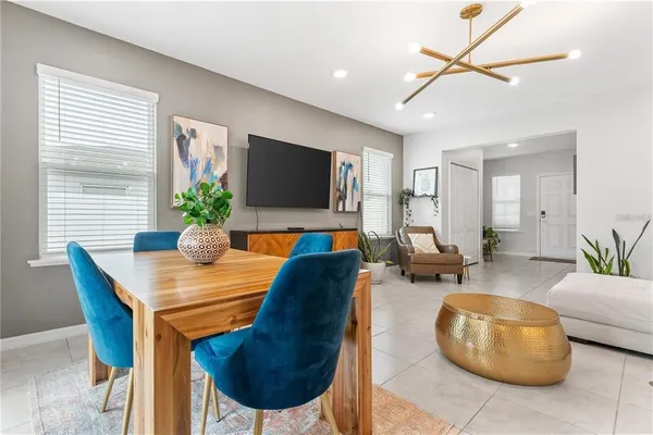 $2,650 | 893 Northwest 252 Drive, Newberry, FL 32669