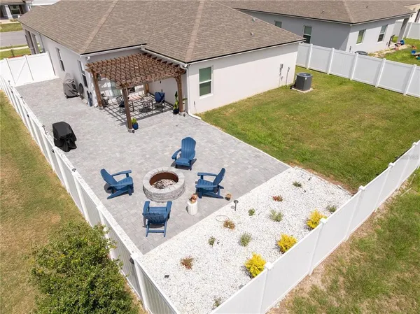 $2,650 | 893 Northwest 252 Drive, Newberry, FL 32669