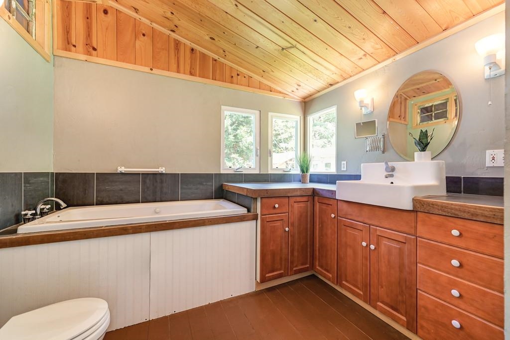 32446 Ridge Road Dutch Flat, CA 95714 - Photo 9 of 21 Gallery Image 9