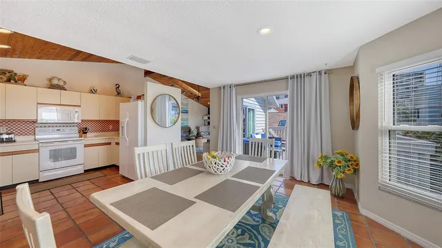 $3,195,000 | 126 Avenida Veneccia, Sarasota, FL 34242